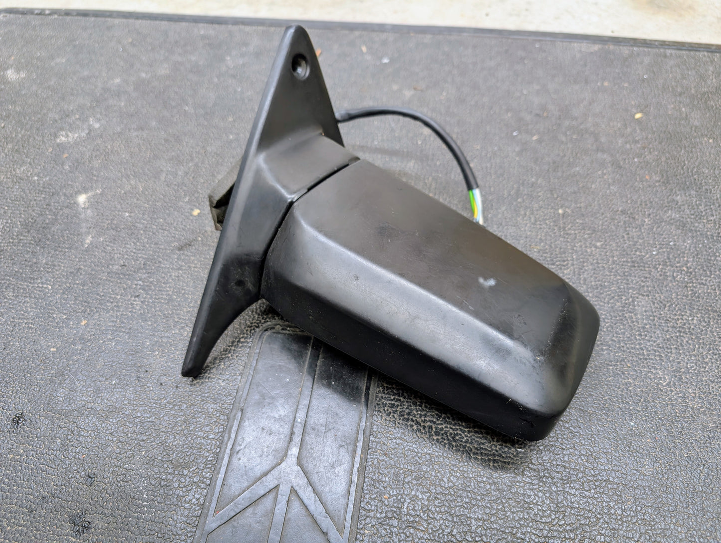 OEM Exterior Power Mirrors w/Switch for 1988-1994 S10, Blazer, and more