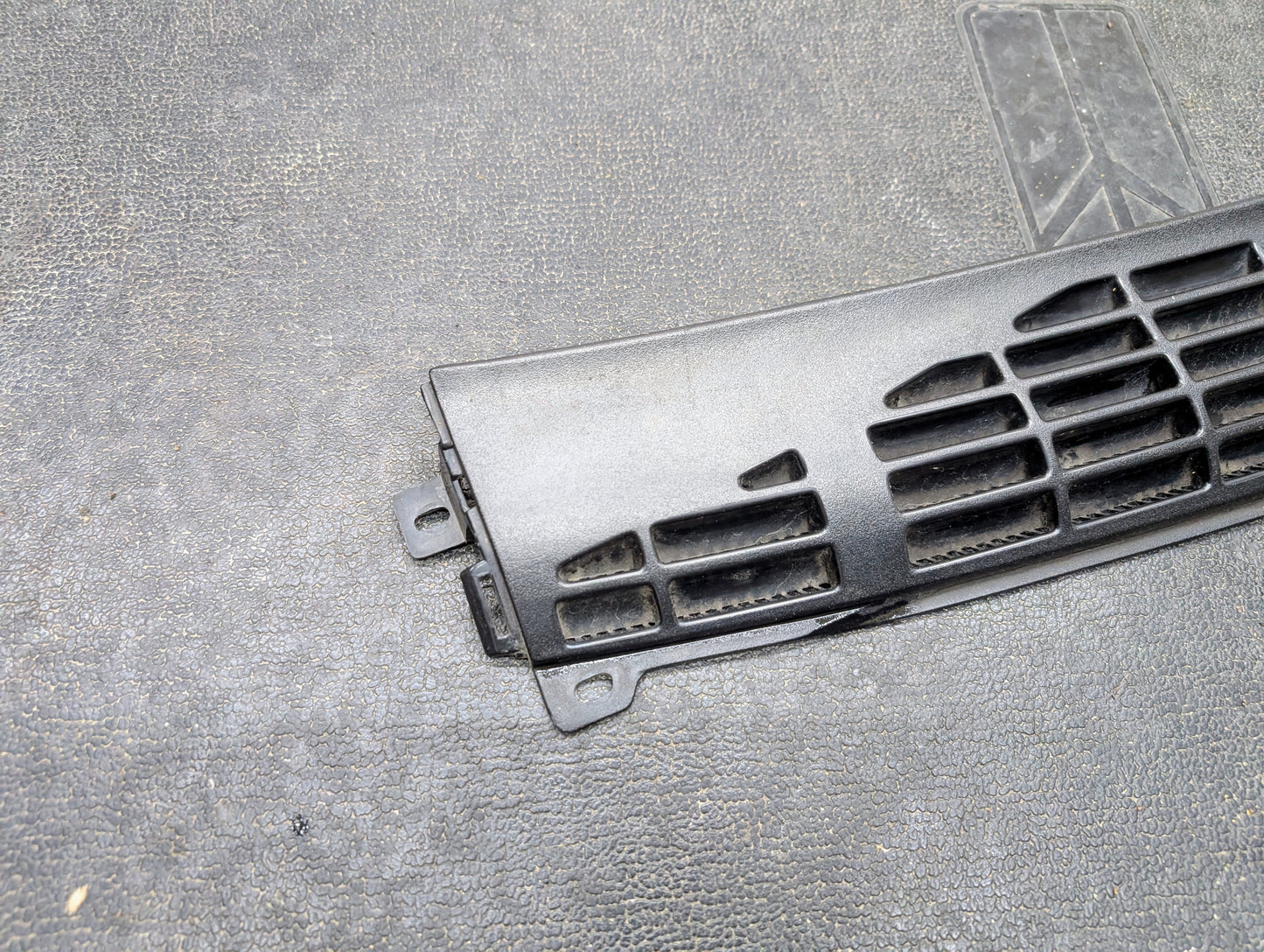 OEM Wiper Cowl Cover Center Trim with Texture for 1994-2005 Chevrolet S10, Blazer, and more