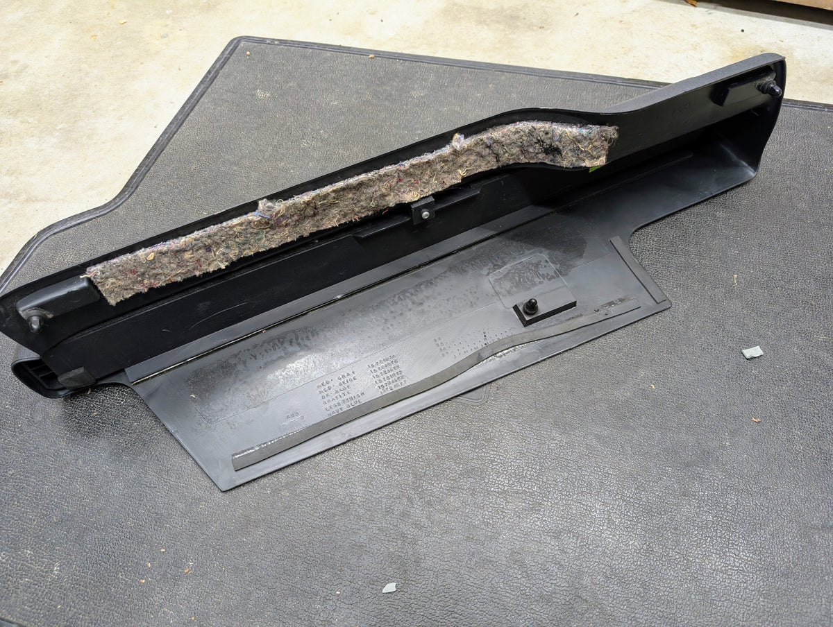 OEM Retractable Rear Cargo Shade Jack Cover in Graphite for 1995 - 2005 Chevy Blazer GMC Jimmy