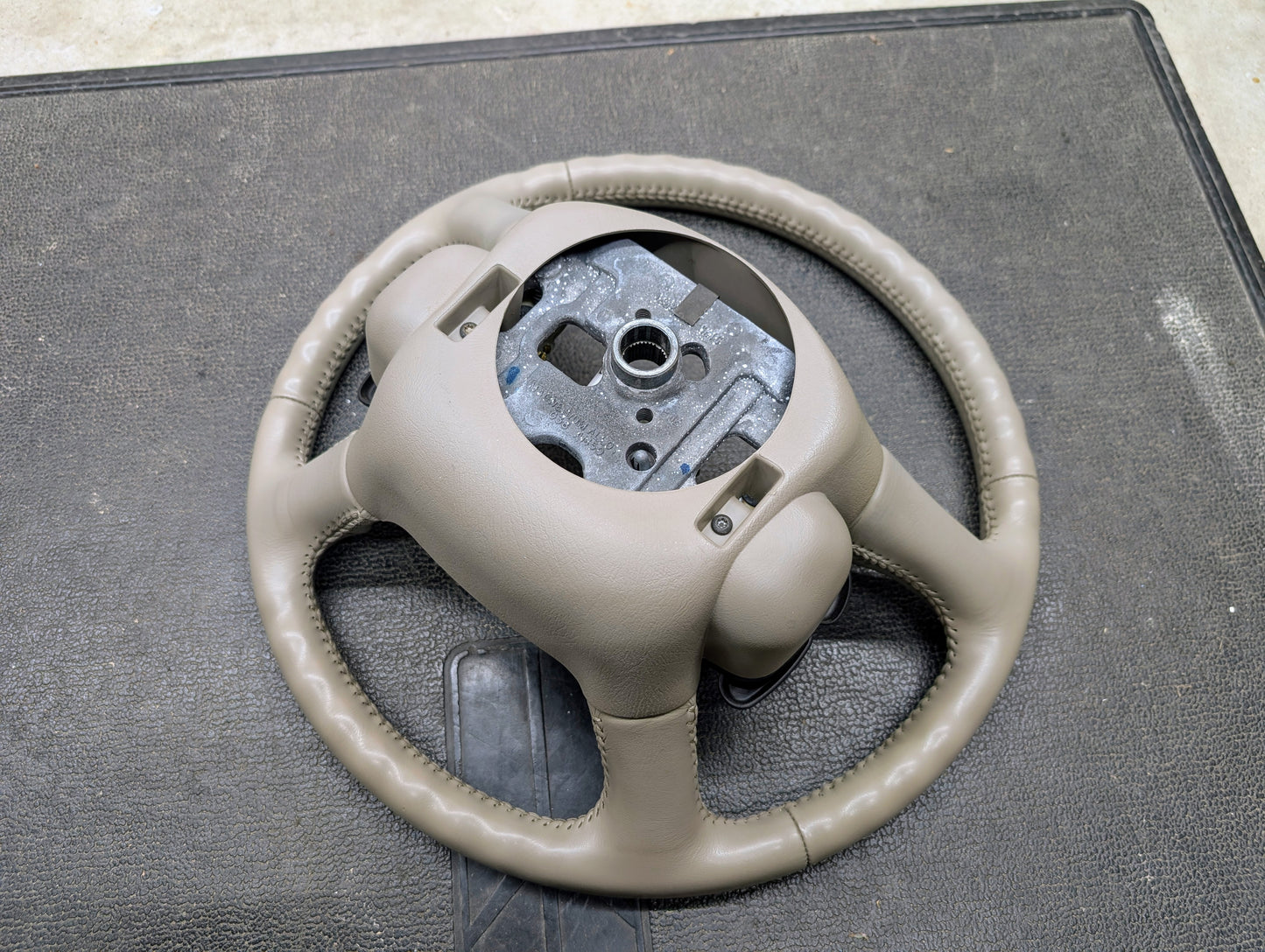 OEM Leather Steering Wheel in Neutral for 1999-2005 GMC Denali Chevy Silverado S10 and more