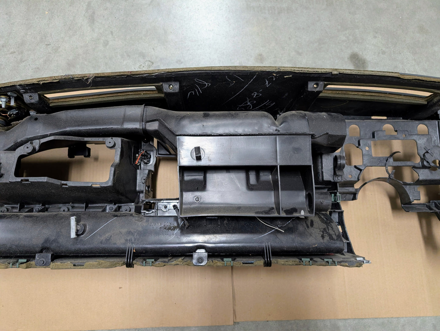 OEM Instrument Panel Dashboard in Dk Gray for 1986 - 1993 Chevy S10 Blazer GMC S15 and more