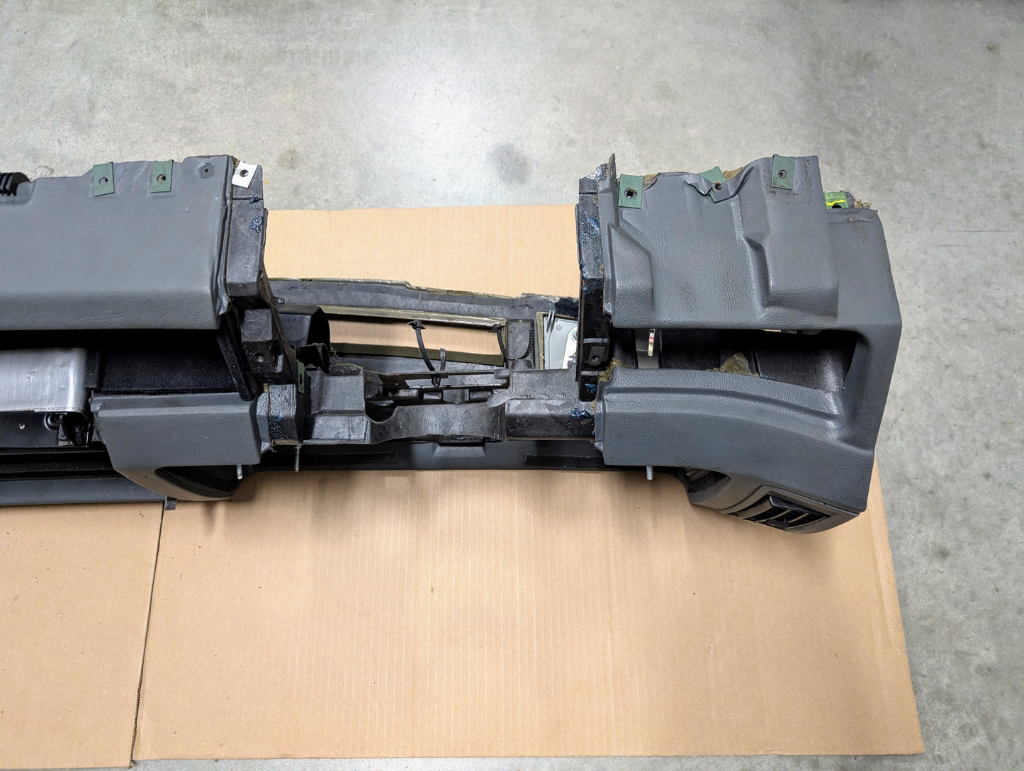 OEM Instrument Panel Dashboard in Dk Gray for 1986 - 1993 Chevy S10 Blazer GMC S15 and more