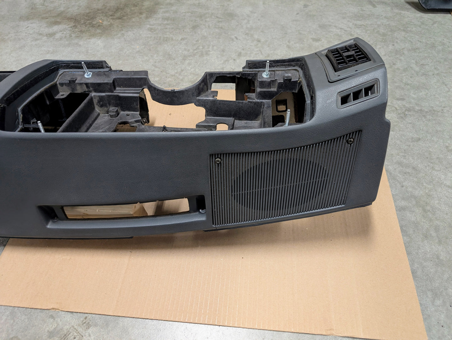 OEM Instrument Panel Dashboard in Dk Gray for 1986 - 1993 Chevy S10 Blazer GMC S15 and more