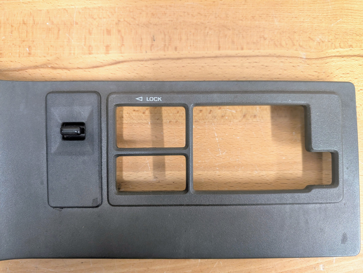 OEM Passenger Door Panel RH Window Switch with Bezel for 1986-1993 Chevy S10, Blazer, Syclone, and more