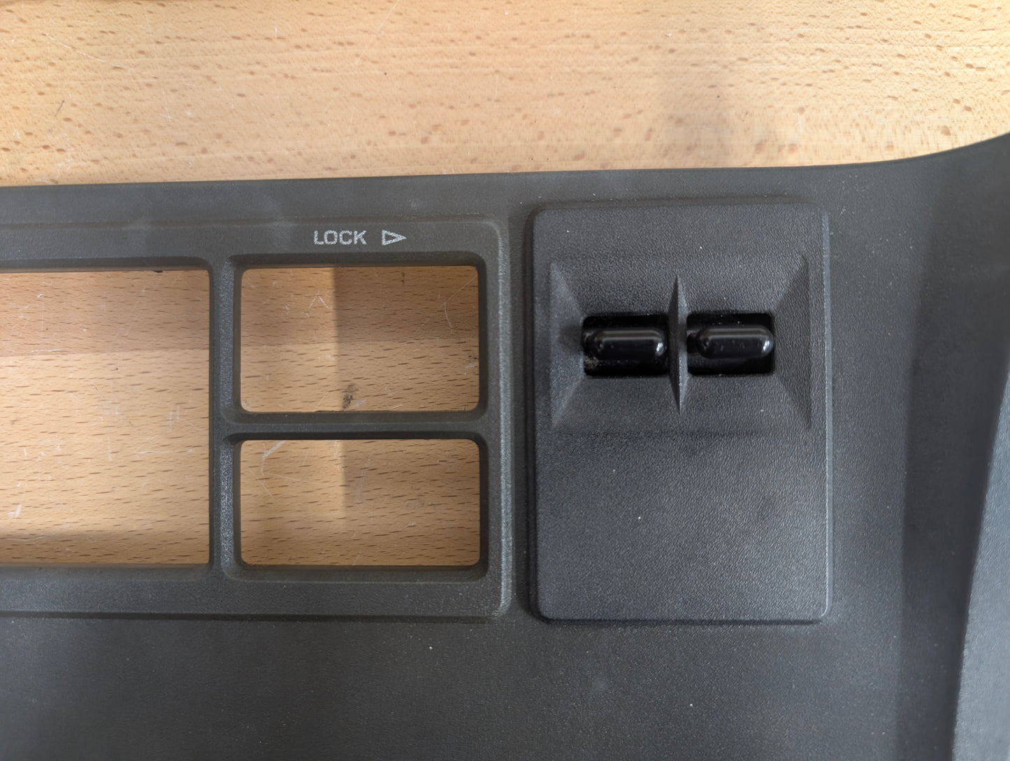OEM Driver Door Panel LH Window Switch with Bezel for 1986-1993 Chevy S10, Blazer, Syclone, and more
