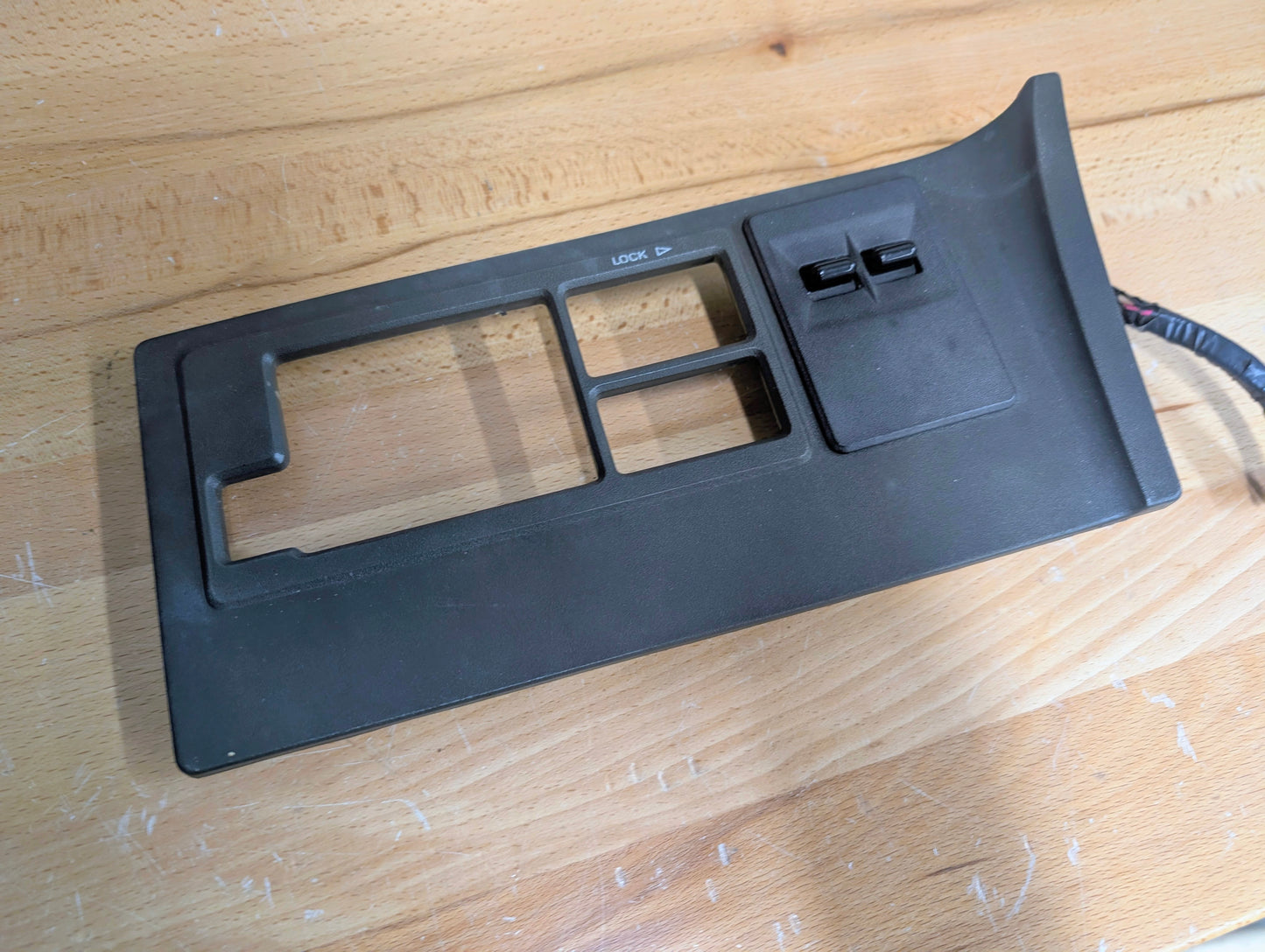 OEM Driver Door Panel LH Window Switch with Bezel for 1986-1993 Chevy S10, Blazer, Syclone, and more