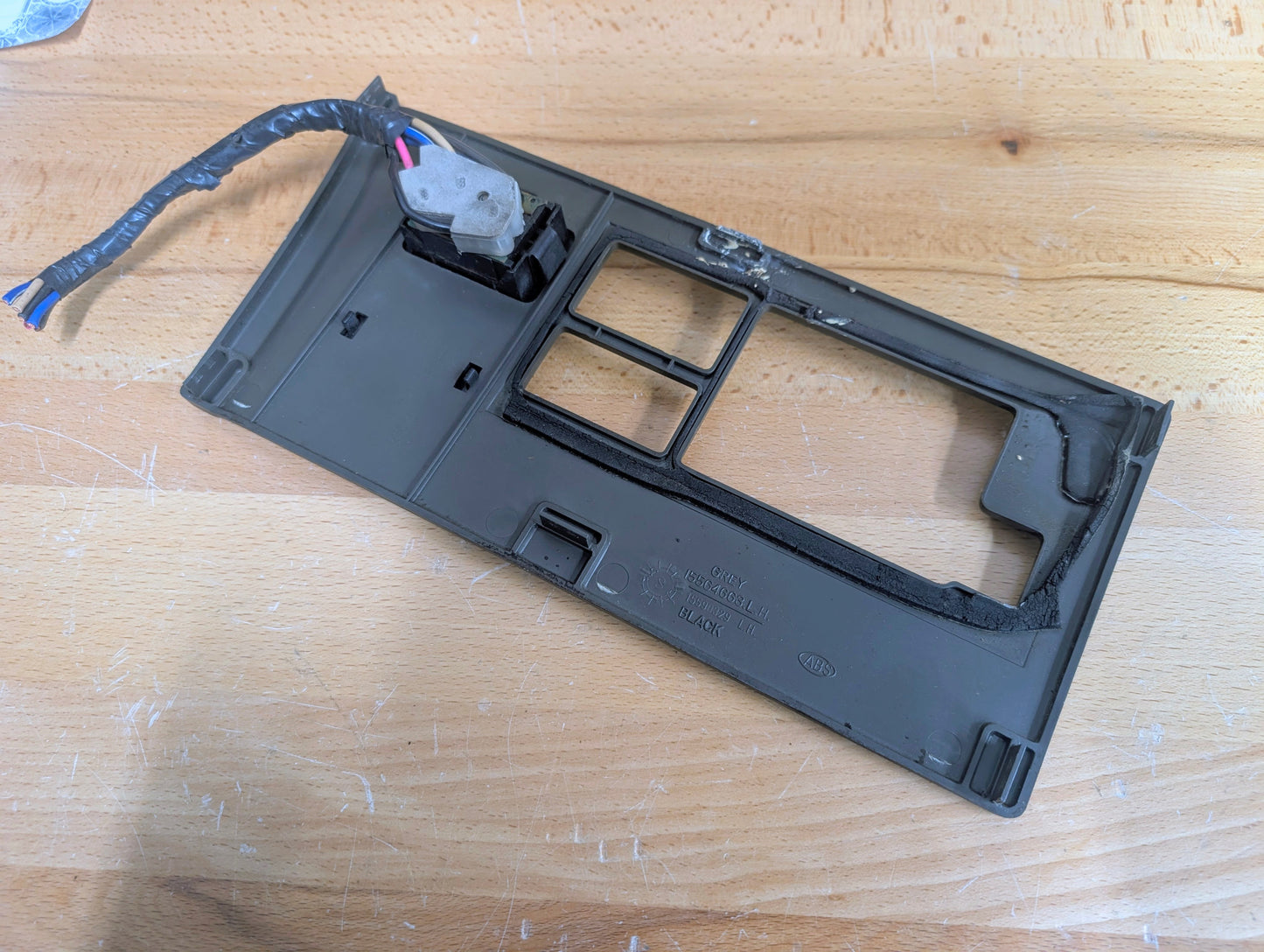 OEM Driver Door Panel LH Window Switch with Bezel for 1986-1993 Chevy S10, Blazer, Syclone, and more