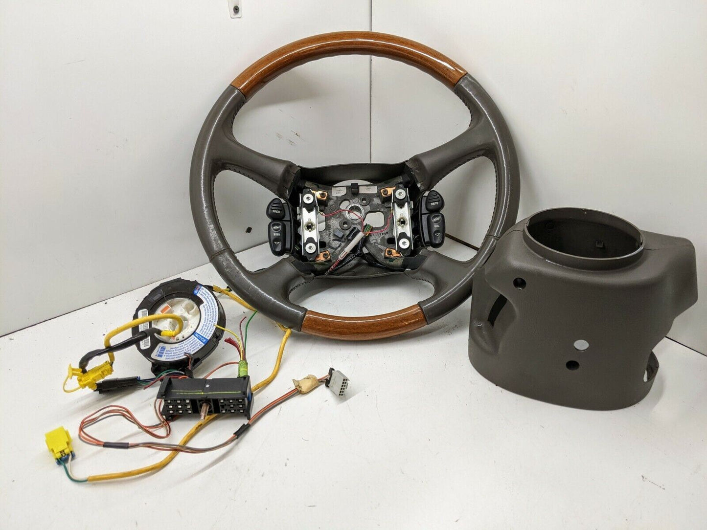 KIT Leather w/Wood Steering Wheel & Radio Controls from Escalade fits 1995 - 2005 GM Trucks