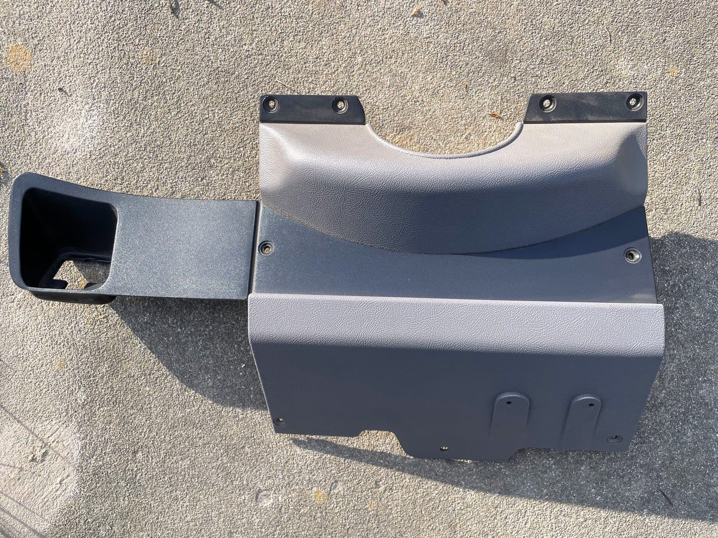 NOS Lower Dash Trim Knee Bolster in Gray for 1986 - 1993 Chevy S10 Blazer GMC S15 and more