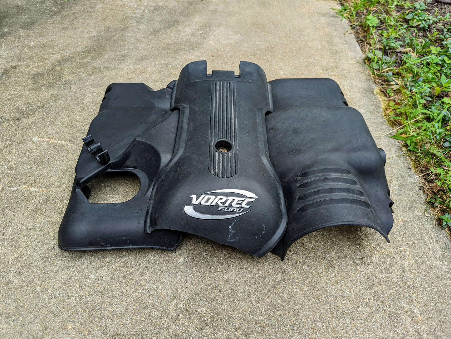 SET Premium Engine Vortec 6000 OEM Intake Cover Set w/Mount for GM Trucks and LS Swaps