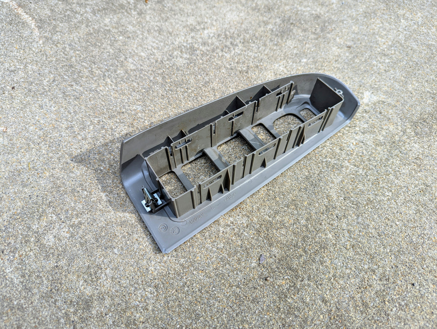 OEM Denali Woodgrain Driver LH Power Switch Bezel for 2003 - 2006 Escalade Yukon Sierra and more