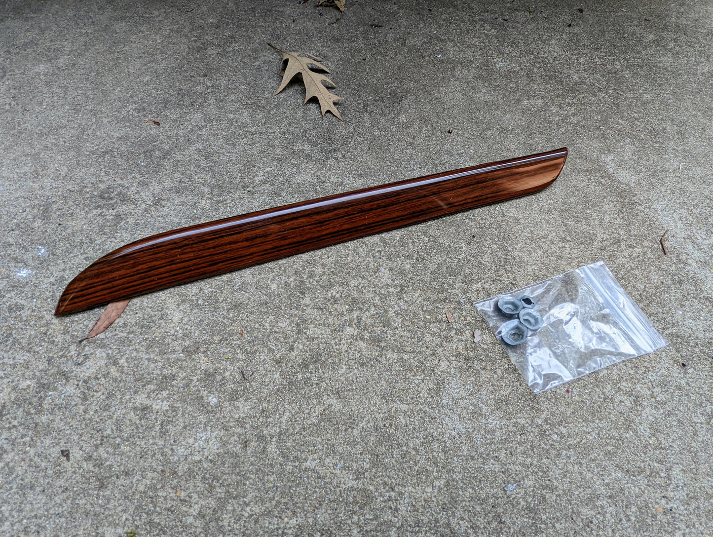 OEM Rear Driver Left Wood Grain Door Panel Woodgrain Trim Insert for 2002-2006 Cadillac Escalade