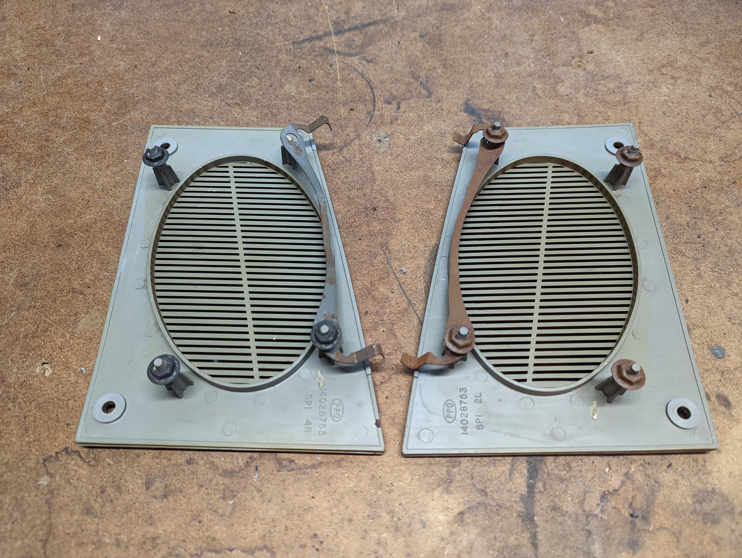 OEM Pair of Dash Speaker Grilles Cover in Brown for 1982 - 1985 Chevrolet S10, Blazer, and more