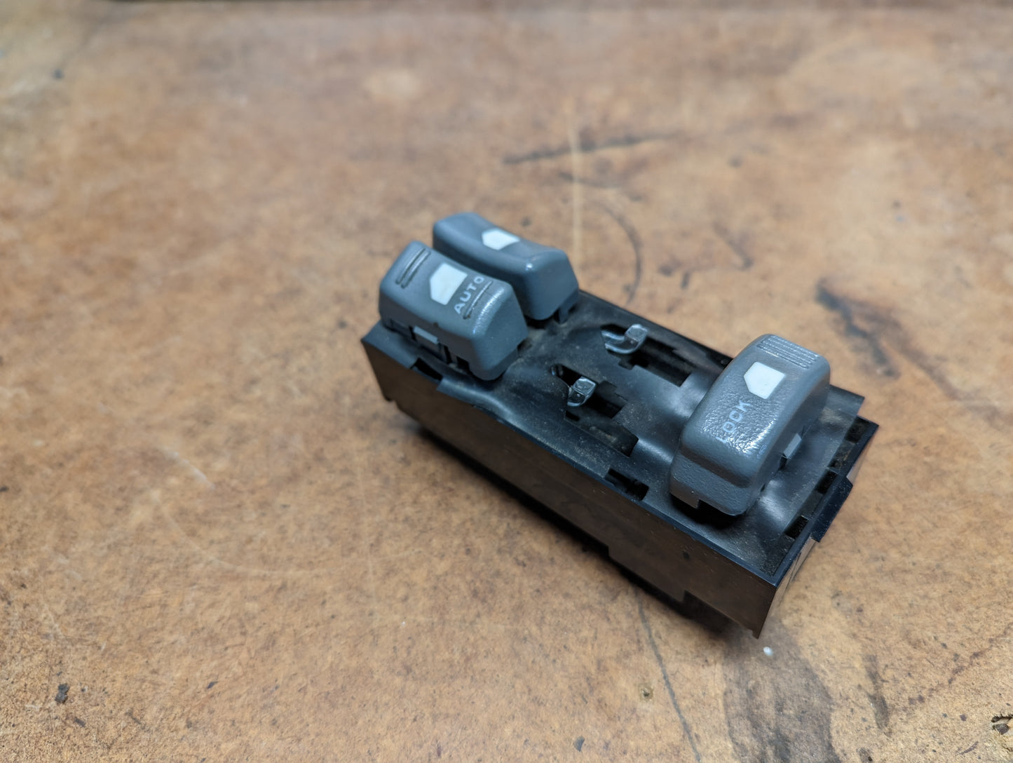 OEM Driver Power Switch for 1998 - 2005 2 Door Chevrolet S10, Blazer, and more