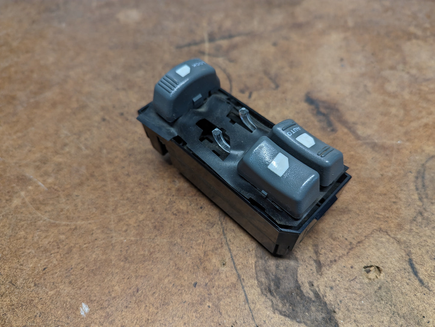 OEM Driver Power Switch for 1998 - 2005 2 Door Chevrolet S10, Blazer, and more